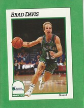 1991 NBA Hoops Base Set #44 Brad Davis