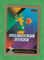 1990 SkyBox Base Set #342 Milwaukee Bucks