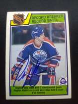 1983 O-Pee-Chee OPC Base Set #213 Pat Hughes