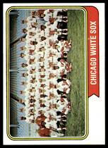 1974 Topps Base Set #416 White Sox Team