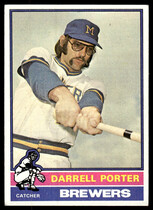 1976 Topps Base Set #645 Darrell Porter