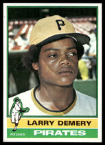 1976 Topps Base Set #563 Larry Demery