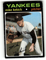 1971 Topps Base Set #703 Mike Kekich