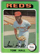 1975 Topps Base Set #108 Tom Hall