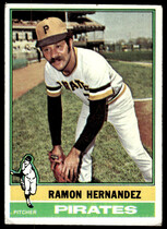1976 Topps Base Set #647 Ramon Hernandez