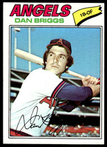 1977 Topps Base Set #592 Dan Briggs