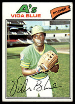 1977 Topps Base Set #230 Vida Blue