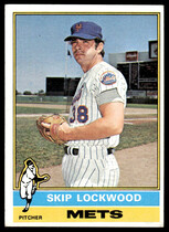 1976 Topps Base Set #166 Skip Lockwood