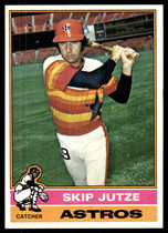 1976 Topps Base Set #489 Skip Jutze