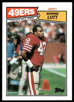 1987 Topps Base Set #123 Ronnie Lott