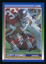 1990 Score Base Set #377 Scott Studwell