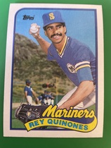 1989 Topps Base Set #246 Rey Quinones