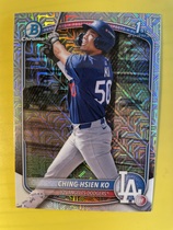 2025 Bowman Chrome Mega Box Prospects (Mojo Refractor) #BCP-224 Ching-Hsien Ko