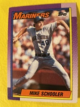 1990 Topps Base Set #681 Mike Schooler