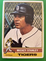 1976 Topps Base Set #483 Mickey Stanley