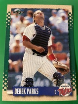 1995 Score Base Set #375 Derrick Parks