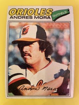 1977 Topps Base Set #646 Andres Mora