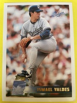 1996 Topps Base Set #324 Ismael Valdes