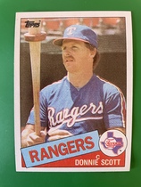 1985 Topps Base Set #496 Donnie Scott