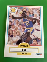 1990 Fleer Base Set #62 Manute Bol