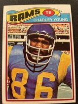 1977 Topps Base Set #275 Charley Young
