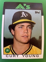 1986 Topps Base Set #84 Curt Young