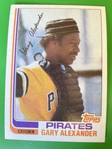 1982 Topps Base Set #11 Gary Alexander