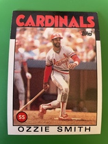 1986 Topps Base Set #730 Ozzie Smith
