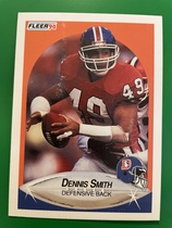 1990 Fleer Base Set #31 Dennis Smith