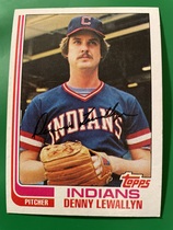 1982 Topps Base Set #356 Denny Lewallyn