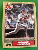 1987 Topps Base Set #300 Reggie Jackson