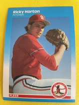 1987 Fleer Base Set #297 Ricky Horton