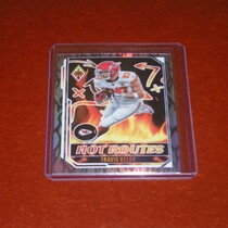 2022 Panini Phoenix Hot Routes #27 Travis Kelce