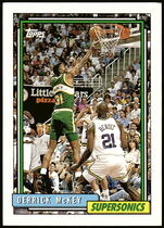 1992 Topps Base Set #27 Derrick McKey