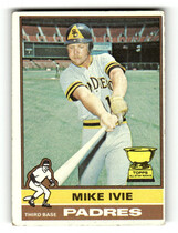 1976 Topps Base Set #134 Mike Ivie