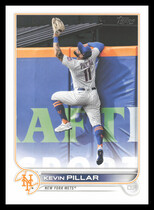 2022 Topps Base Set #170 Kevin Pillar