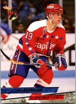 1993 Ultra Base Set #67 Pat Elynuik