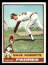 1976 Topps Base Set #107 Dave Roberts