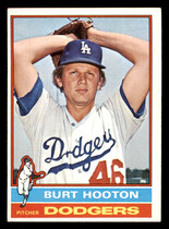 1976 Topps Base Set #280 Burt Hooton