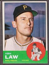 1963 Topps Base Set #184 Vern law