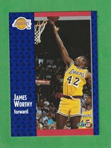 1991 Fleer Base Set #104 James Worthy
