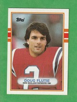 1989 Topps Base Set #198 Doug Flutie