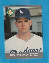 1991 Ultra Base Set #384 Dan Opperman