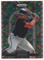2022 Panini Prizm Stained Glass #2 Juan Soto