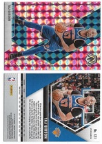 2019 Panini Mosaic Pink Camo #121 Taj Gibson