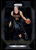 2017 Panini Prizm #104 Mike Muscala