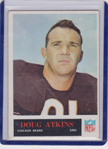 1965 Philadelphia Base Set #17 Doug Atkins