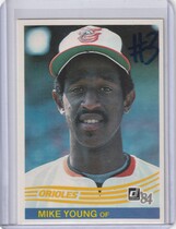 1984 Donruss Base Set #621 Mike Young