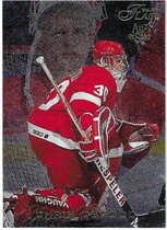 1996 Flair Base Set #29 Chris Osgood