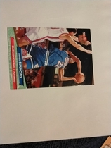 1992 Ultra Base Set #159 Lionel Simmons